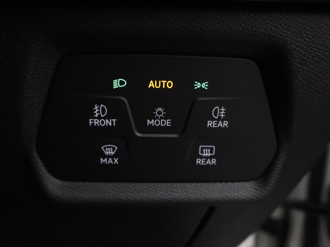 Cupra Leon 1.5 TSI V1 — image 41