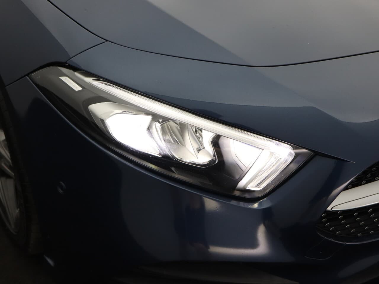 Mercedes-Benz A Class 1.5 A180d AMG Line (Executive) — image 59