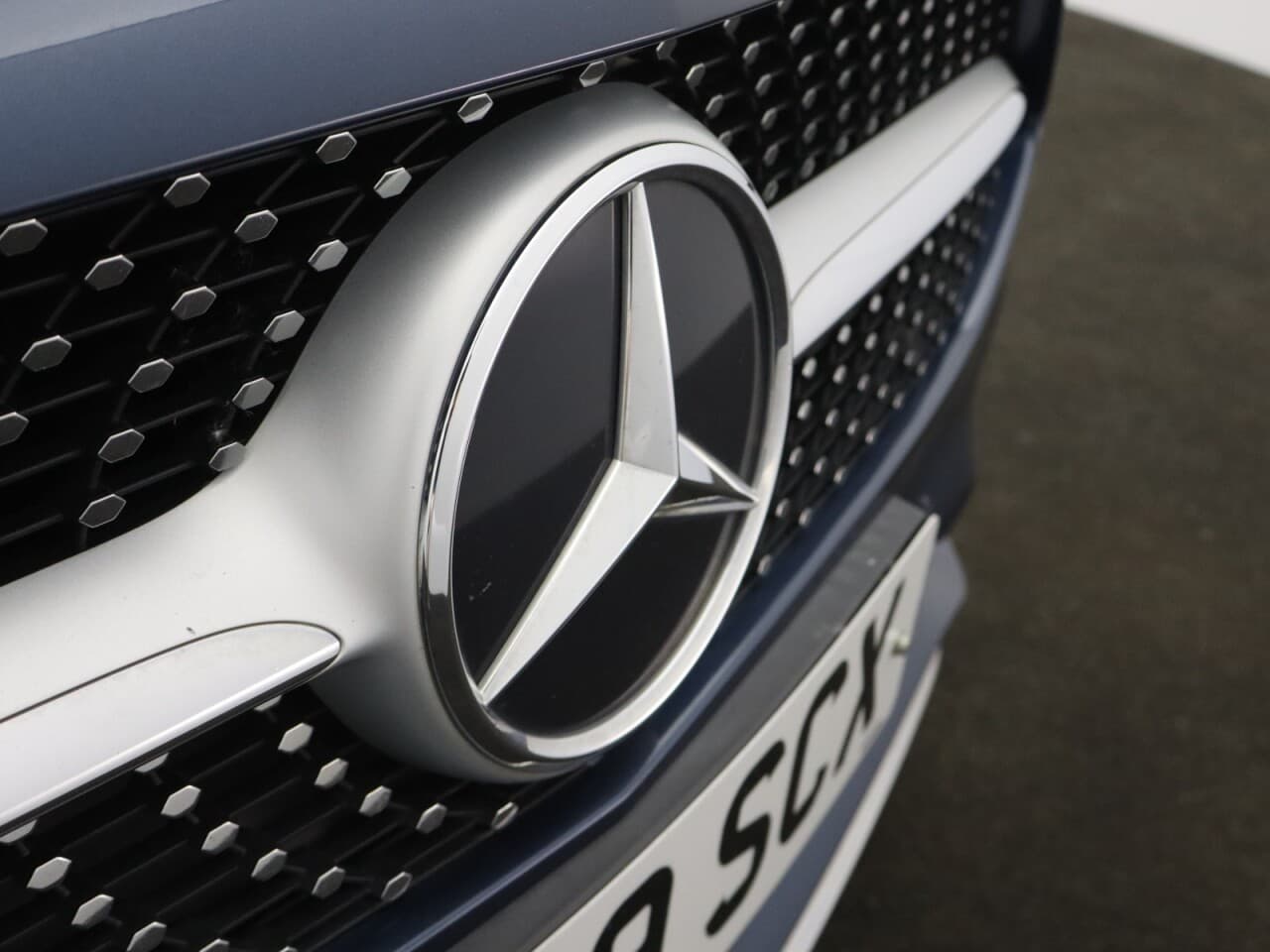 Mercedes-Benz A Class 1.5 A180d AMG Line (Executive) — image 61