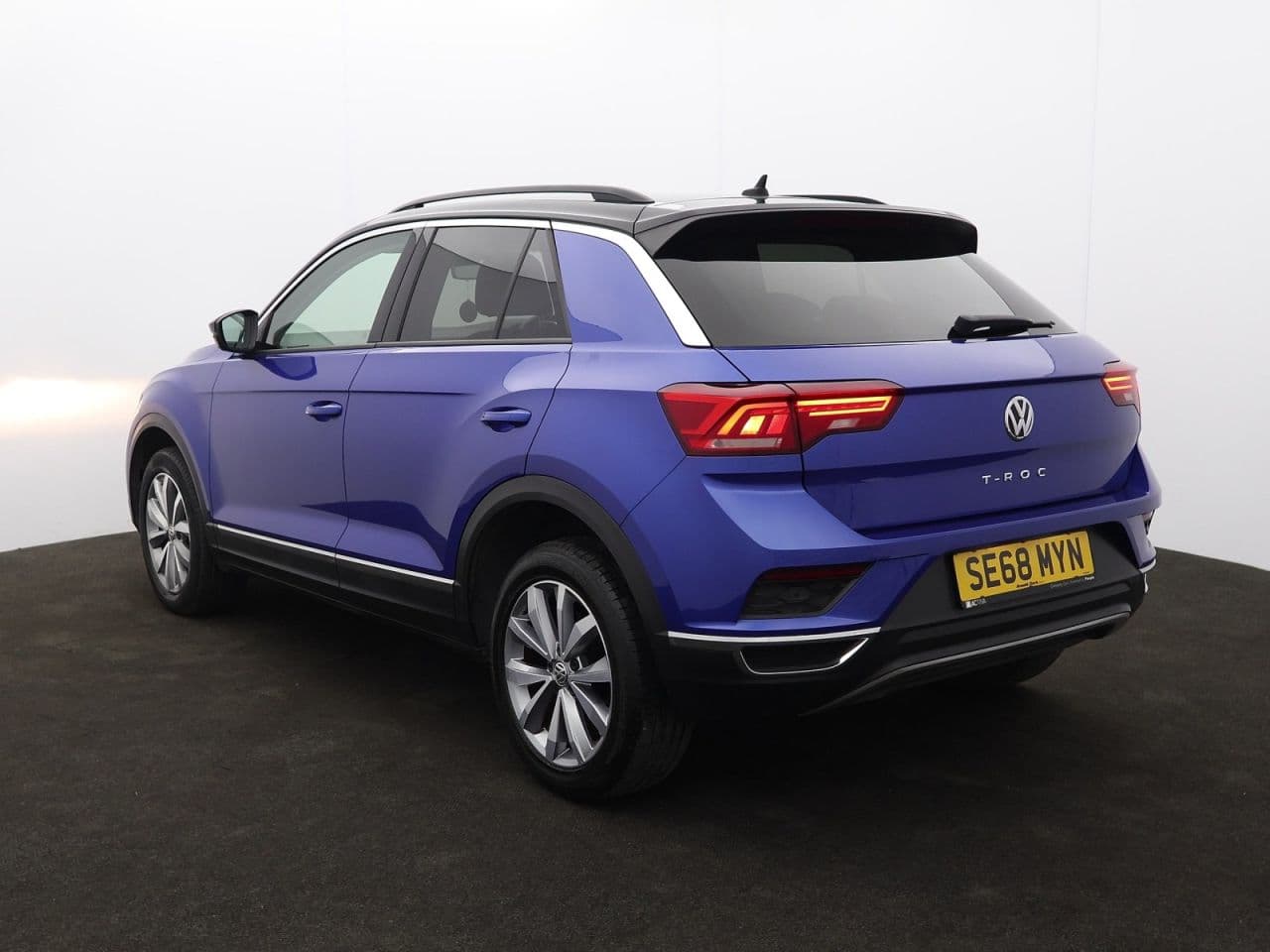 Volkswagen T-Roc 1.5 TSI GPF EVO Design — image 8