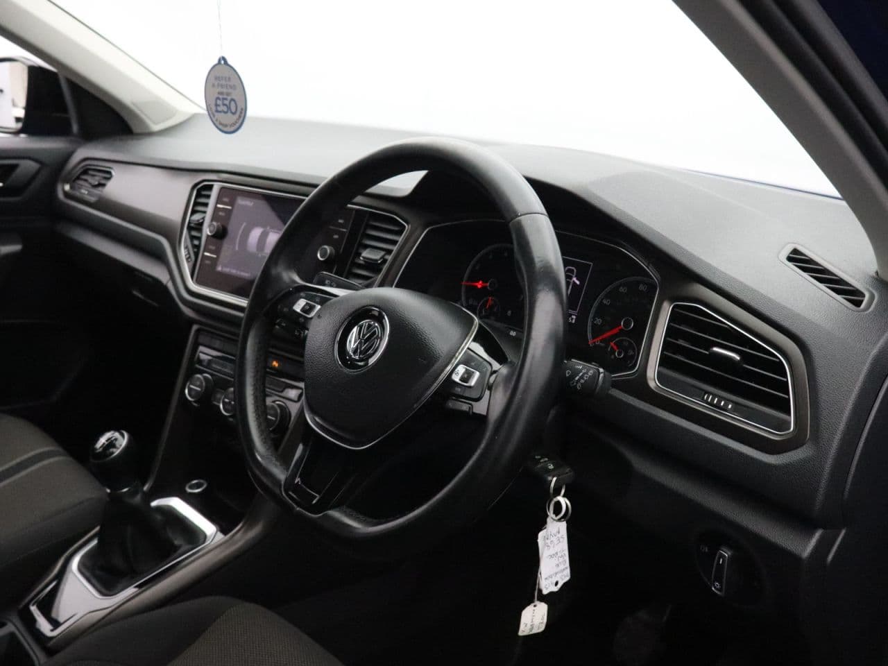 Volkswagen T-Roc 1.5 TSI GPF EVO Design — image 12