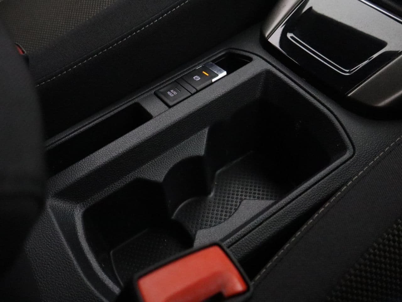 Volkswagen T-Roc 1.5 TSI GPF EVO Design — image 22