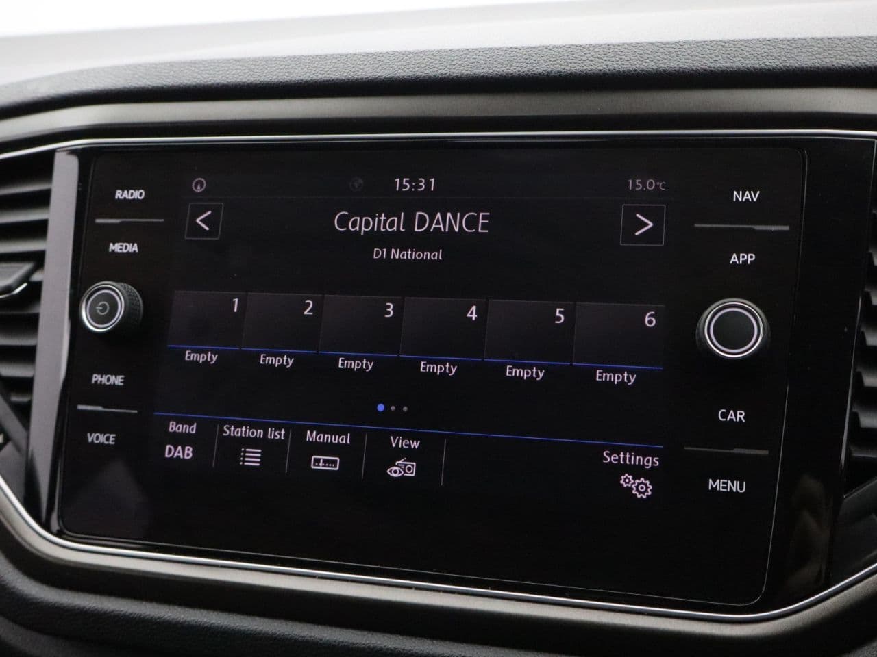 Volkswagen T-Roc 1.5 TSI GPF EVO Design — image 28