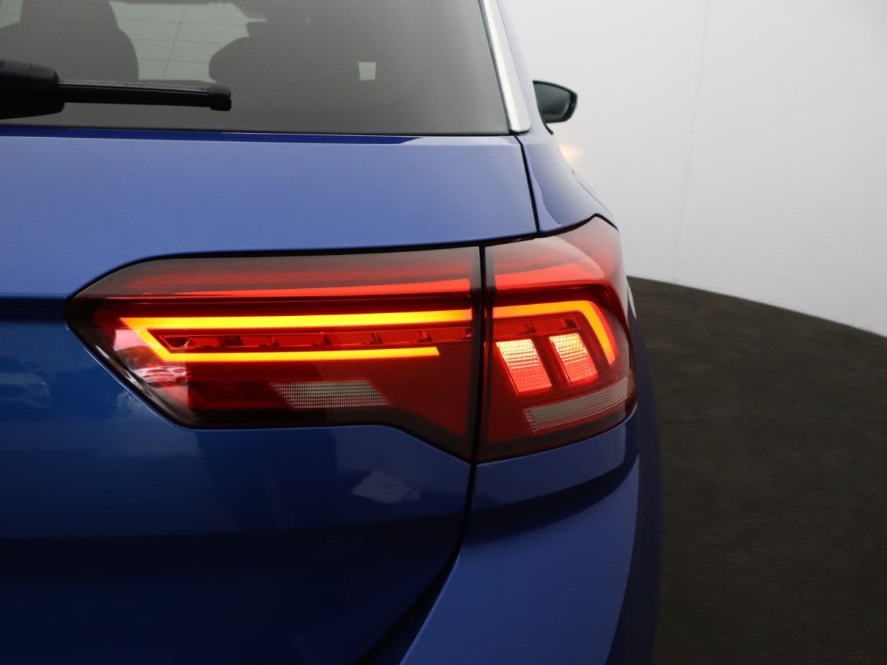 Volkswagen T-Roc 1.5 TSI GPF EVO Design — image 45