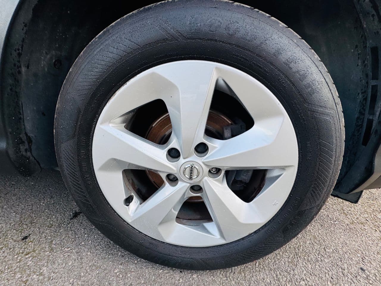 Nissan Qashqai 1.3 DIG-T Acenta Premium — image 5