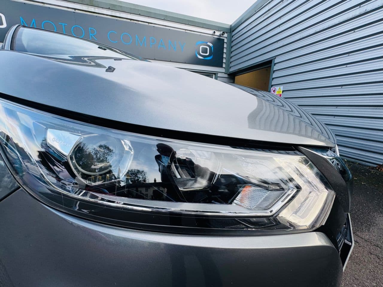 Nissan Qashqai 1.3 DIG-T Acenta Premium — image 11