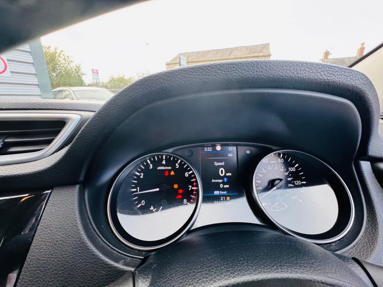 Nissan Qashqai 1.3 DIG-T Acenta Premium — image 25