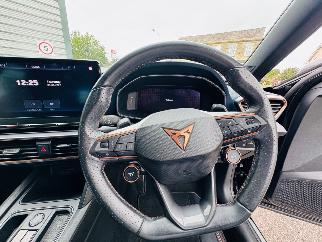 Cupra Formentor 1.4 eHybrid 12.8kWh VZ2 — image 22