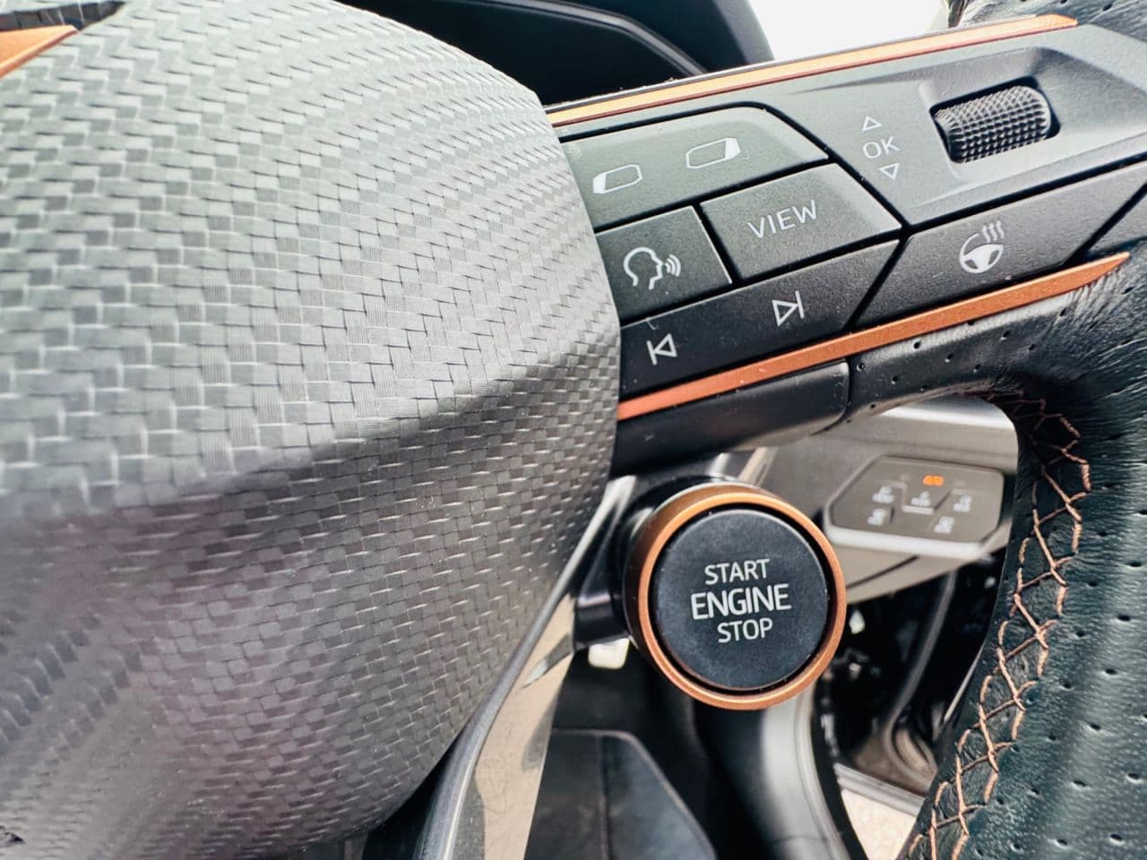 Cupra Formentor 1.4 eHybrid 12.8kWh VZ2 — image 24