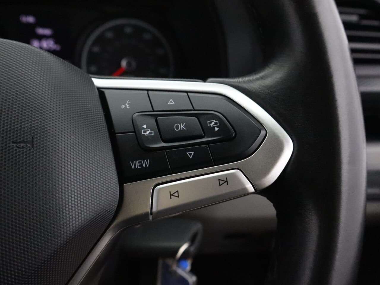 Volkswagen Transporter 2.0 TDI T30 Highline — image 16