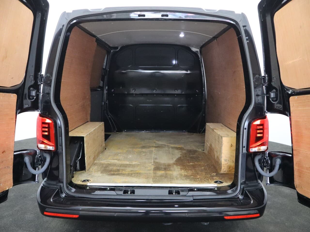 Volkswagen Transporter 2.0 TDI T30 Highline — image 41