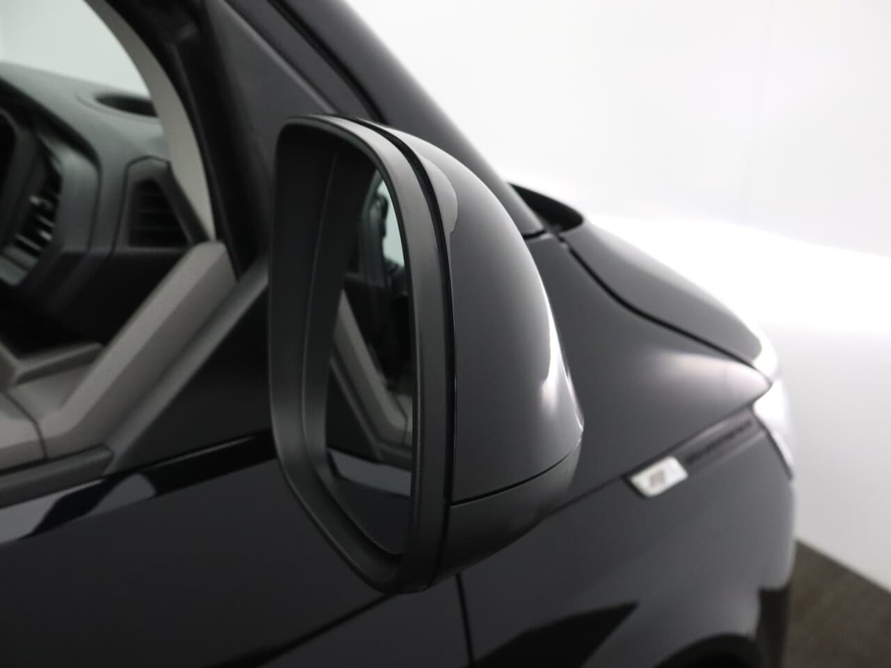 Volkswagen Transporter 2.0 TDI T30 Highline — image 47