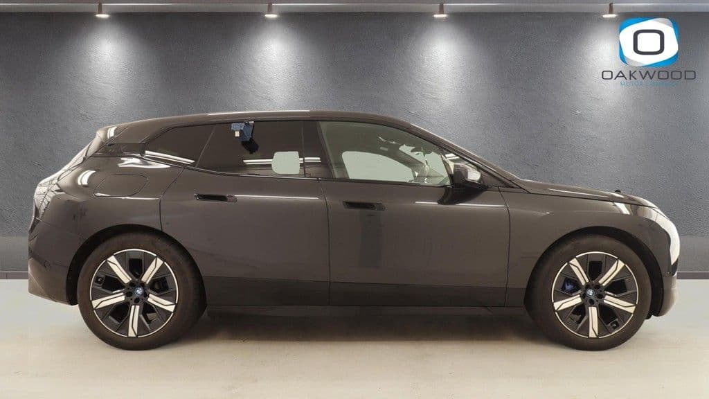 BMW Ix 40 76.6kWh M Sport Edition — image 5