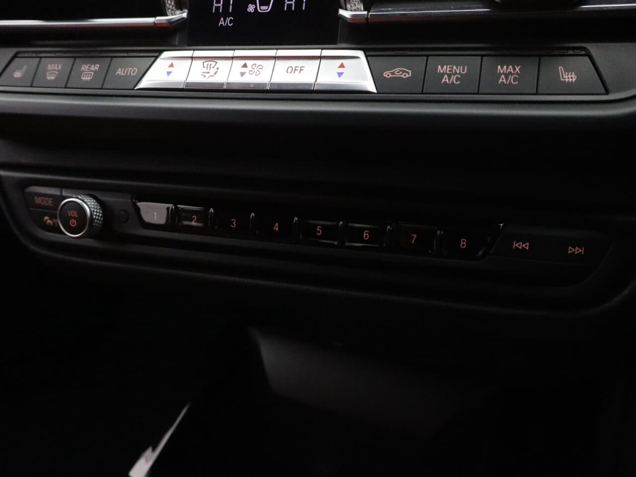 BMW 1 Series 1.5 118i M Sport — image 33