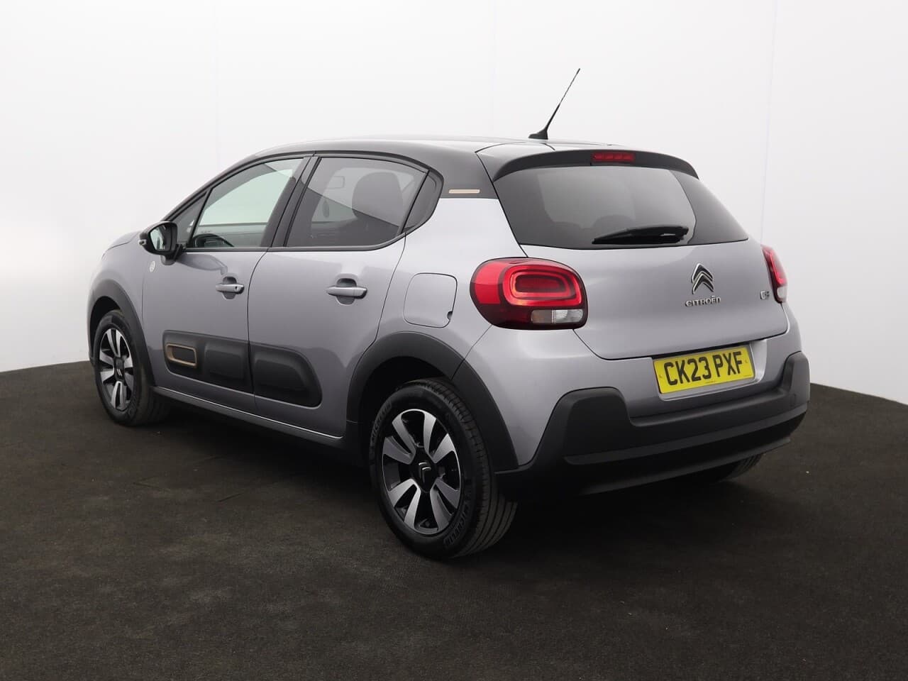 Citroen C3 1.2 PureTech C-Series Edition — image 8