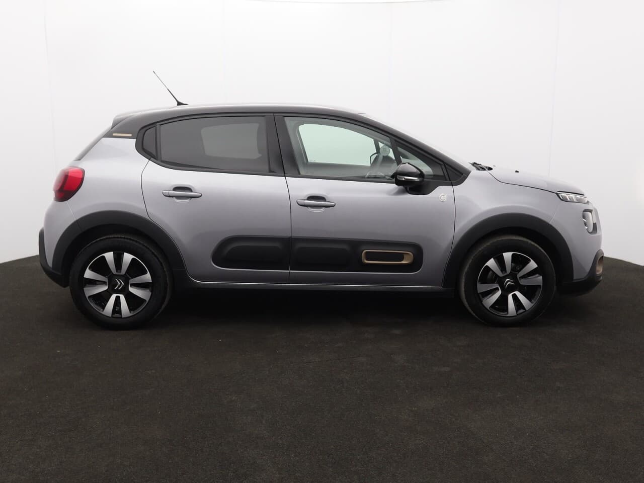 Citroen C3 1.2 PureTech C-Series Edition — image 11