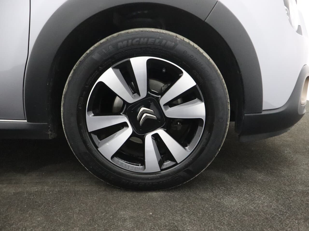 Citroen C3 1.2 PureTech C-Series Edition — image 45