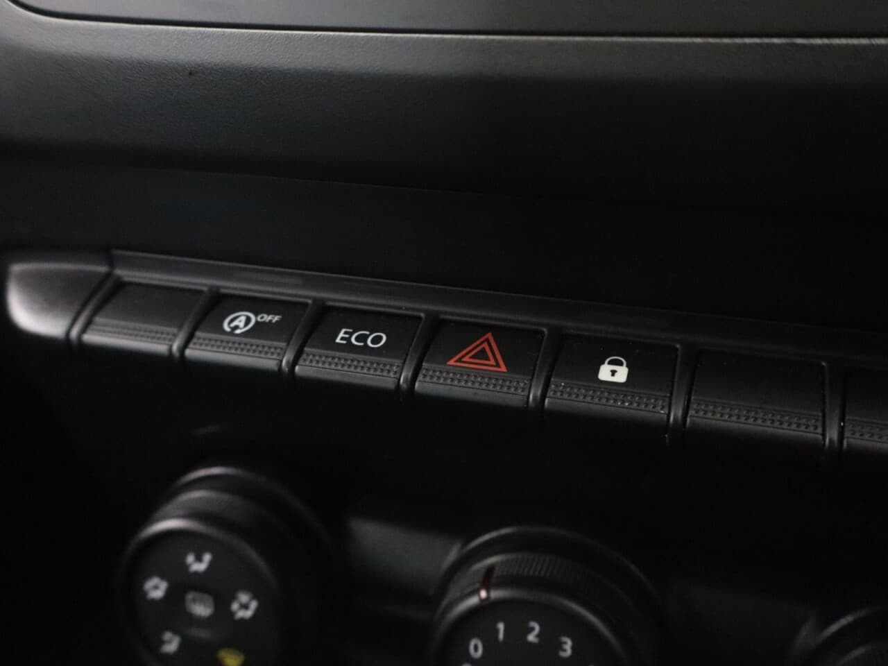 Dacia Duster 1.0 TCe Essential — image 29