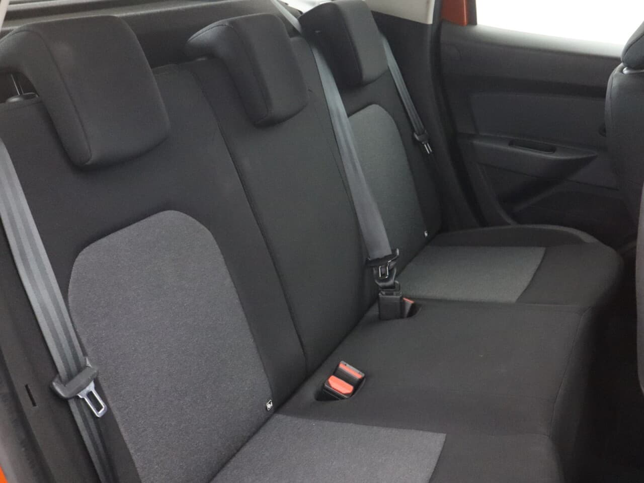 Dacia Duster 1.0 TCe Essential — image 35