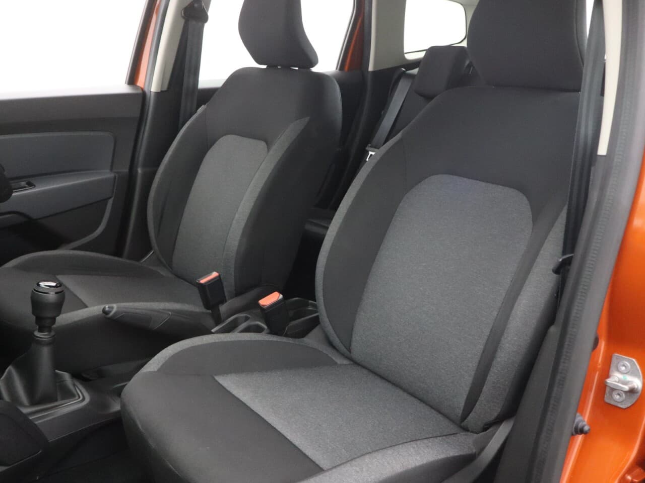 Dacia Duster 1.0 TCe Essential — image 34
