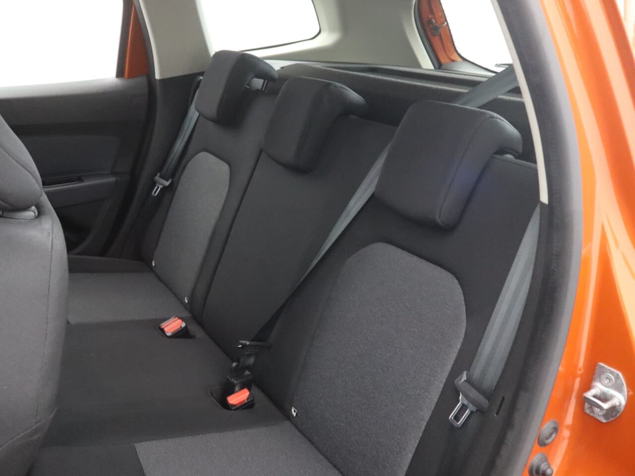 Dacia Duster 1.0 TCe Essential — image 36