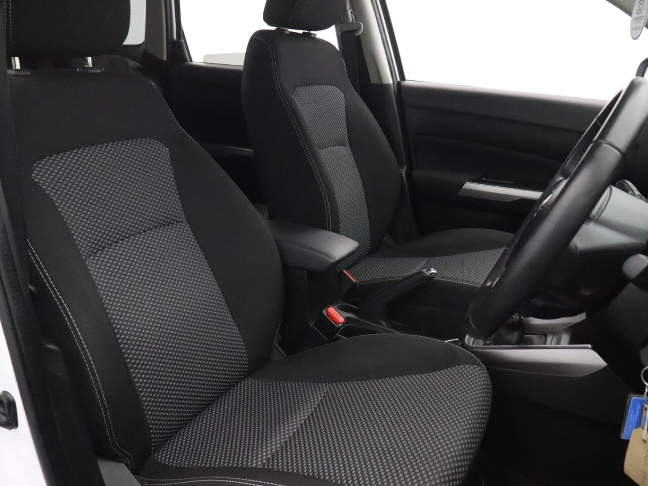 Suzuki Vitara 1.4 Boosterjet MHEV SZ-T — image 15