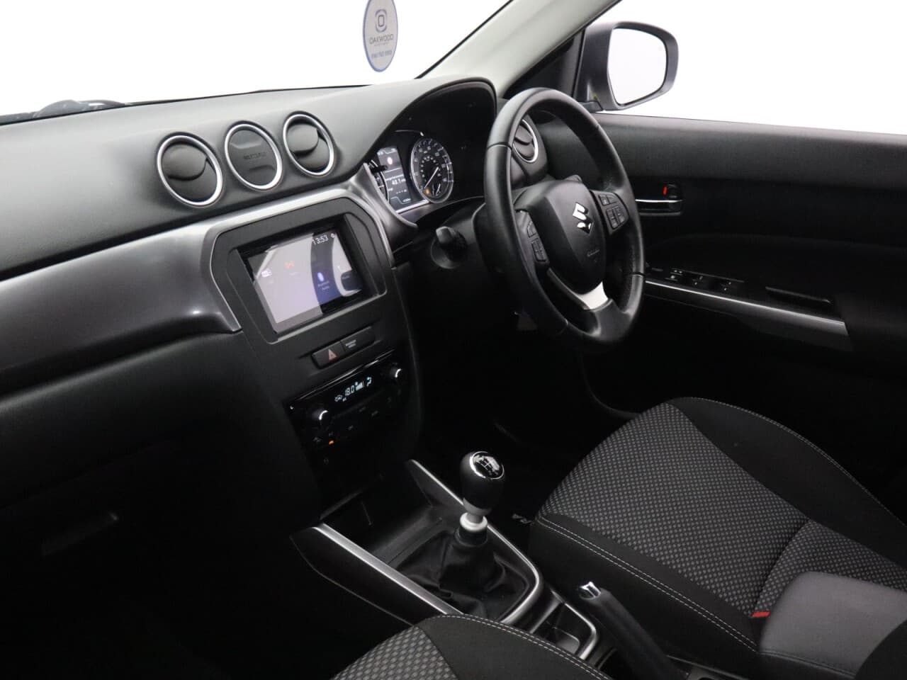 Suzuki Vitara 1.4 Boosterjet MHEV SZ-T — image 35