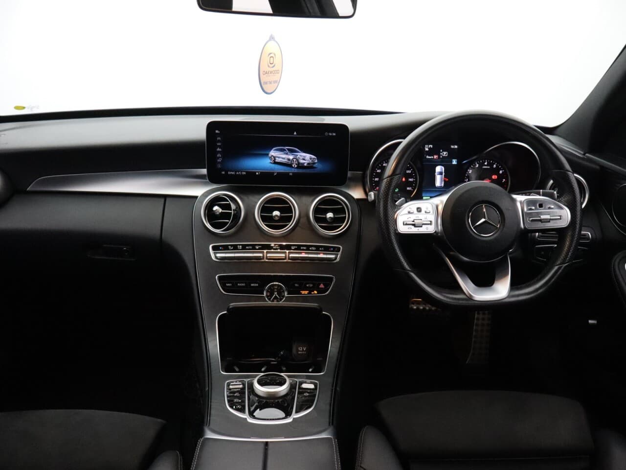 Mercedes-Benz C Class 1.5 C200 MHEV EQ Boost AMG Line — image 12