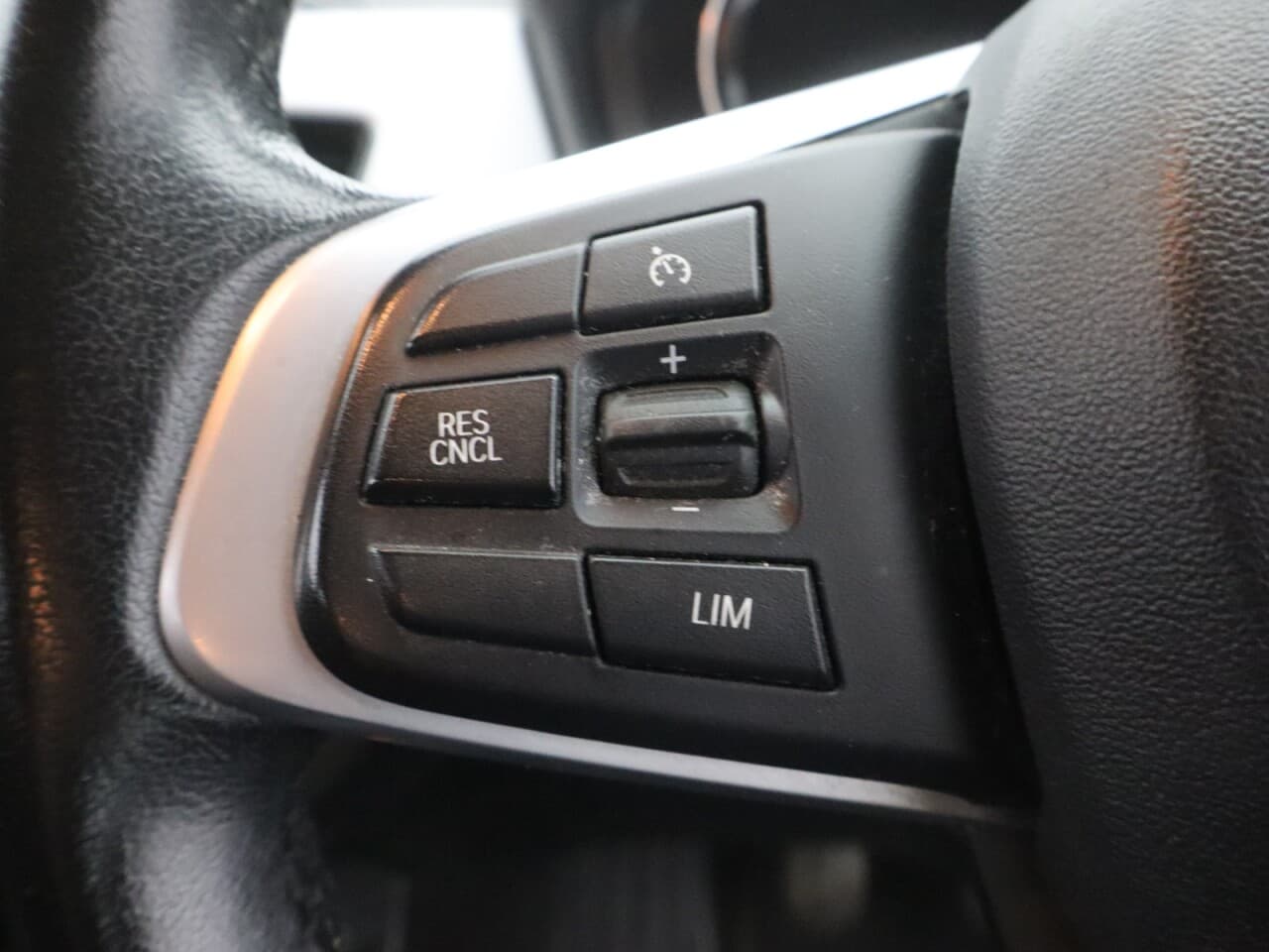 BMW X2 1.5 18i SE — image 16