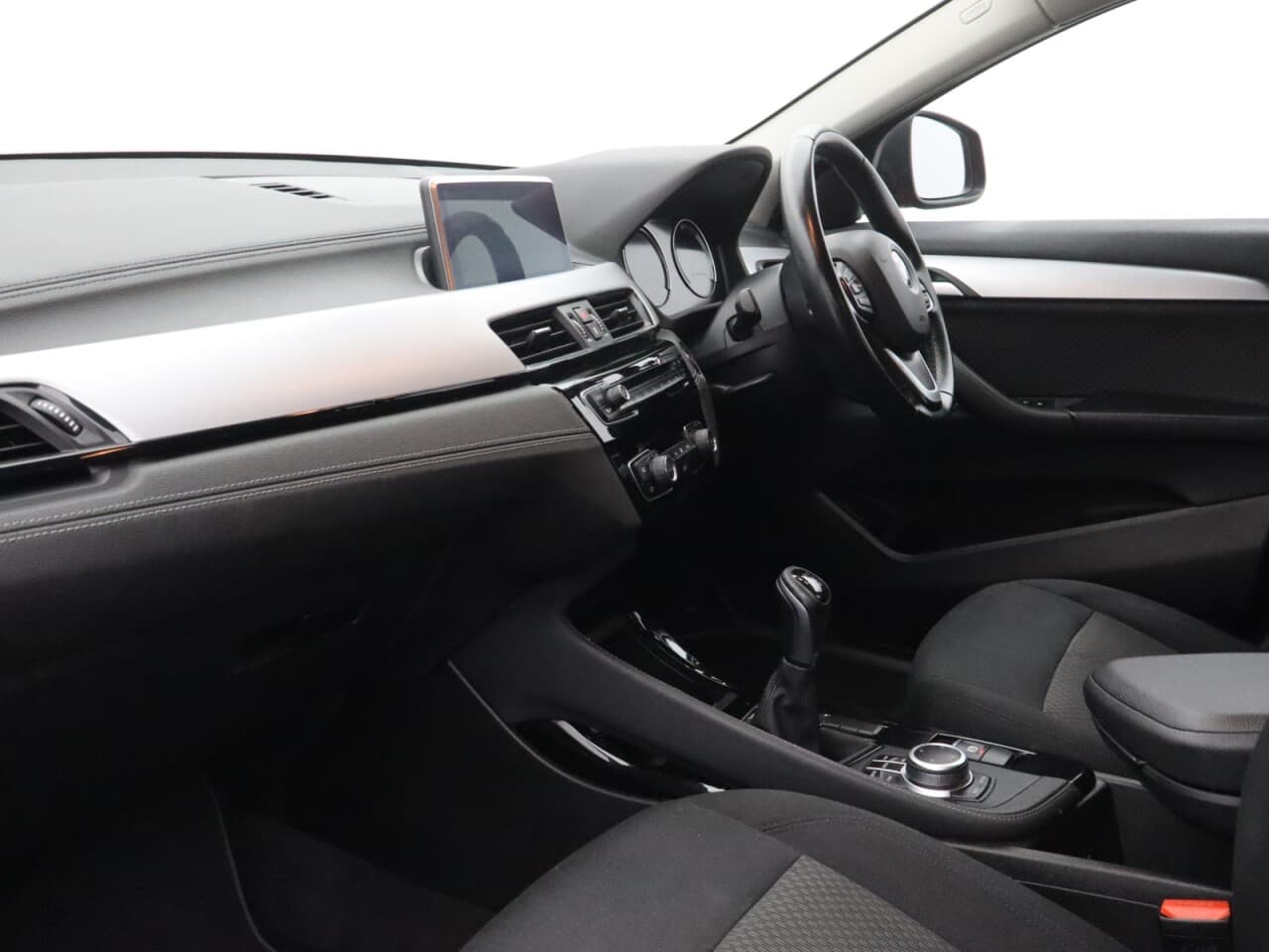 BMW X2 1.5 18i SE — image 34