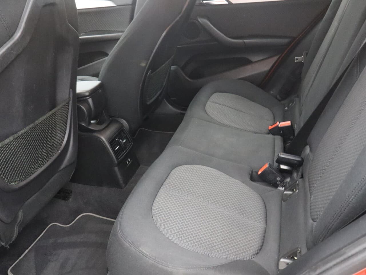 BMW X2 1.5 18i SE — image 36