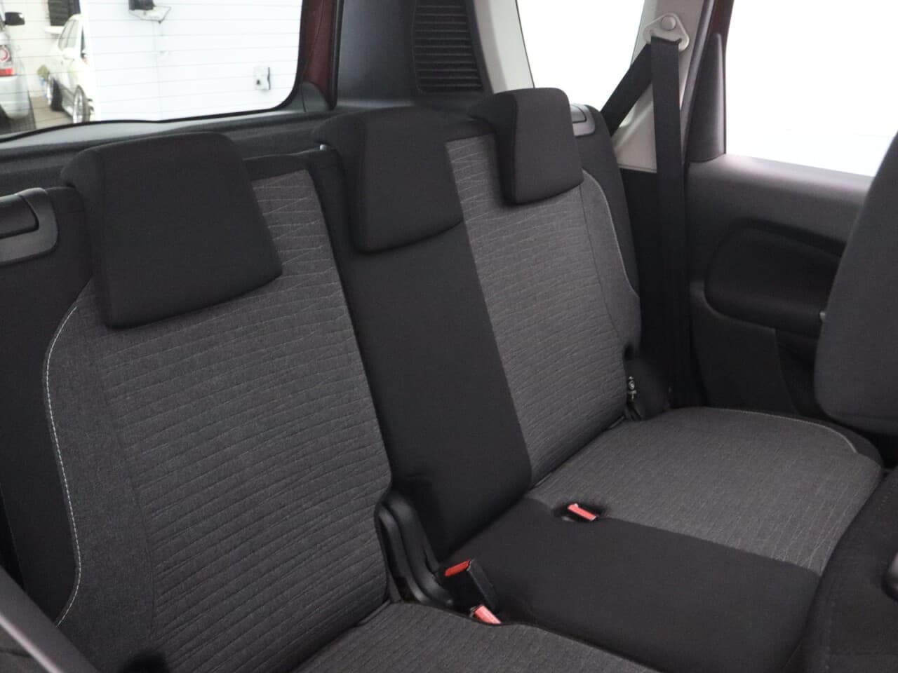 Citroen C3 Picasso 1.6 BlueHDi Platinum — image 34