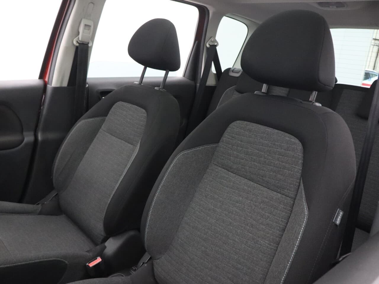 Citroen C3 Picasso 1.6 BlueHDi Platinum — image 33