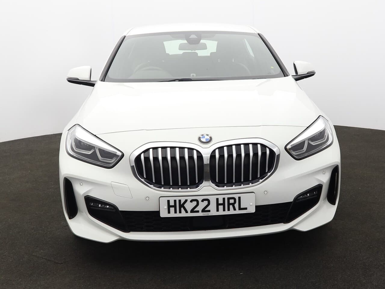 BMW 1 Series 1.5 118i M Sport (LCP) — image 4