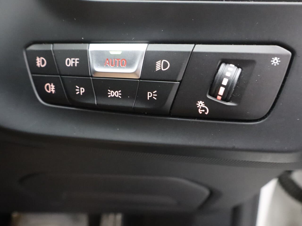 BMW 1 Series 1.5 118i M Sport (LCP) — image 34