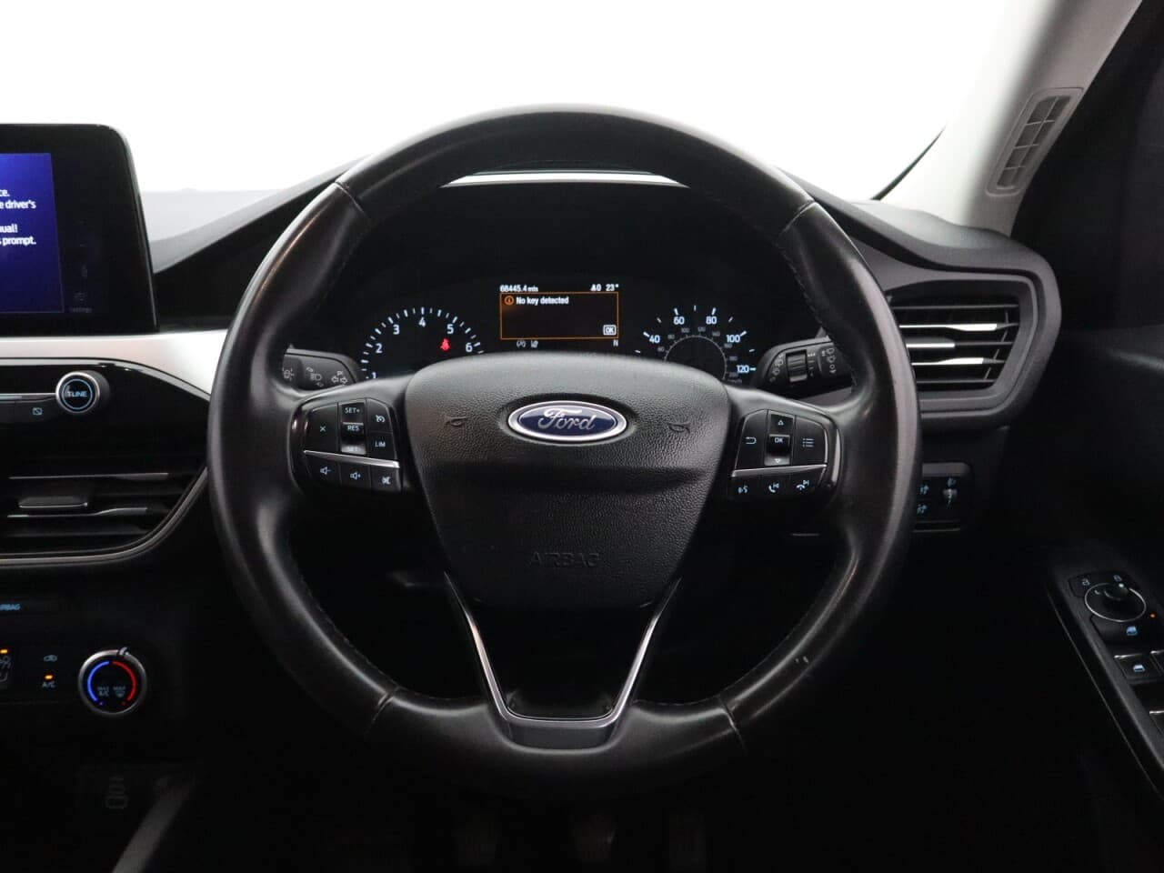 Ford Kuga 1.5T EcoBoost Zetec — image 16
