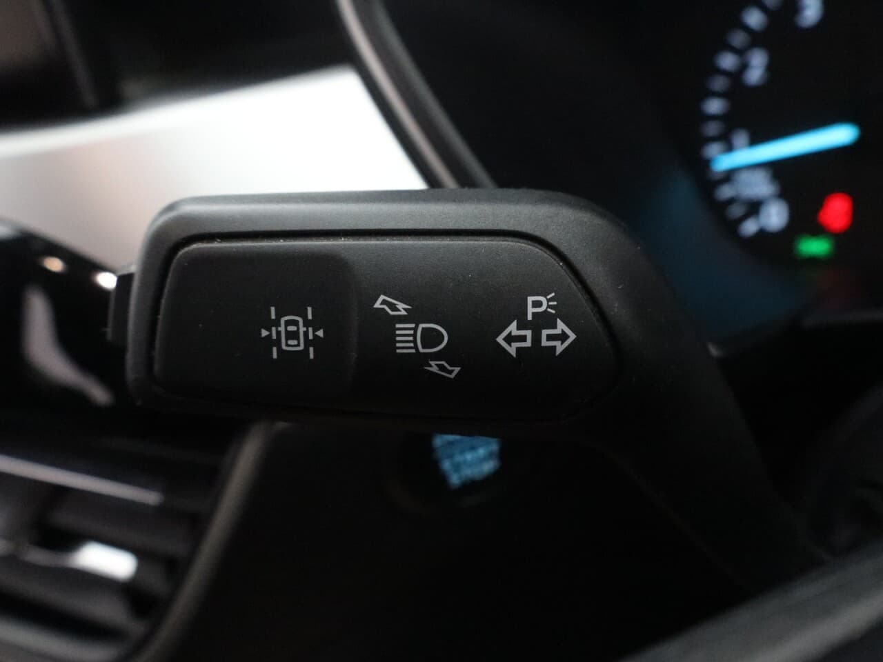 Ford Kuga 1.5T EcoBoost Zetec — image 38