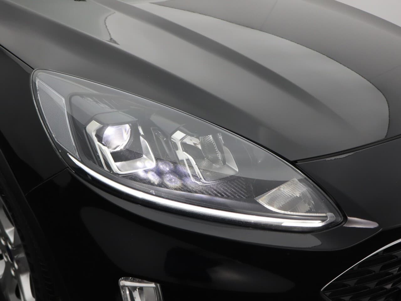 Ford Kuga 1.5T EcoBoost Zetec — image 57