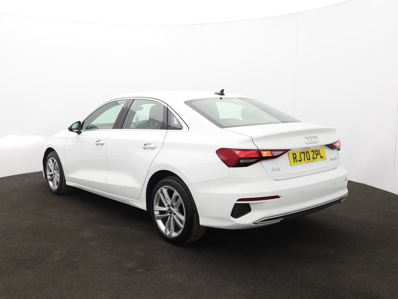 Audi A3 2.0 TDI 35 Sport — image 8