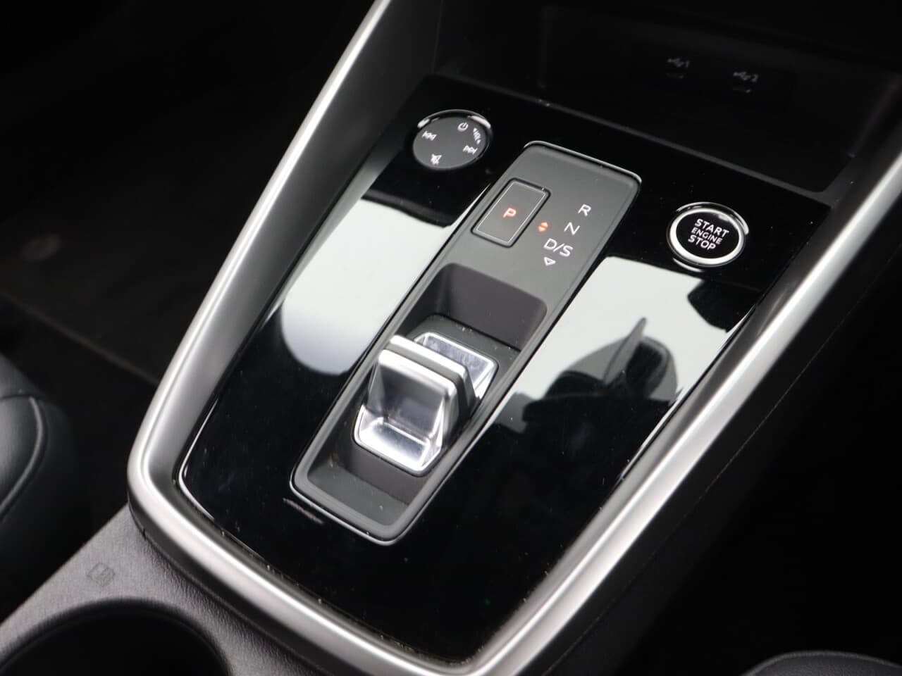 Audi A3 2.0 TDI 35 Sport — image 23
