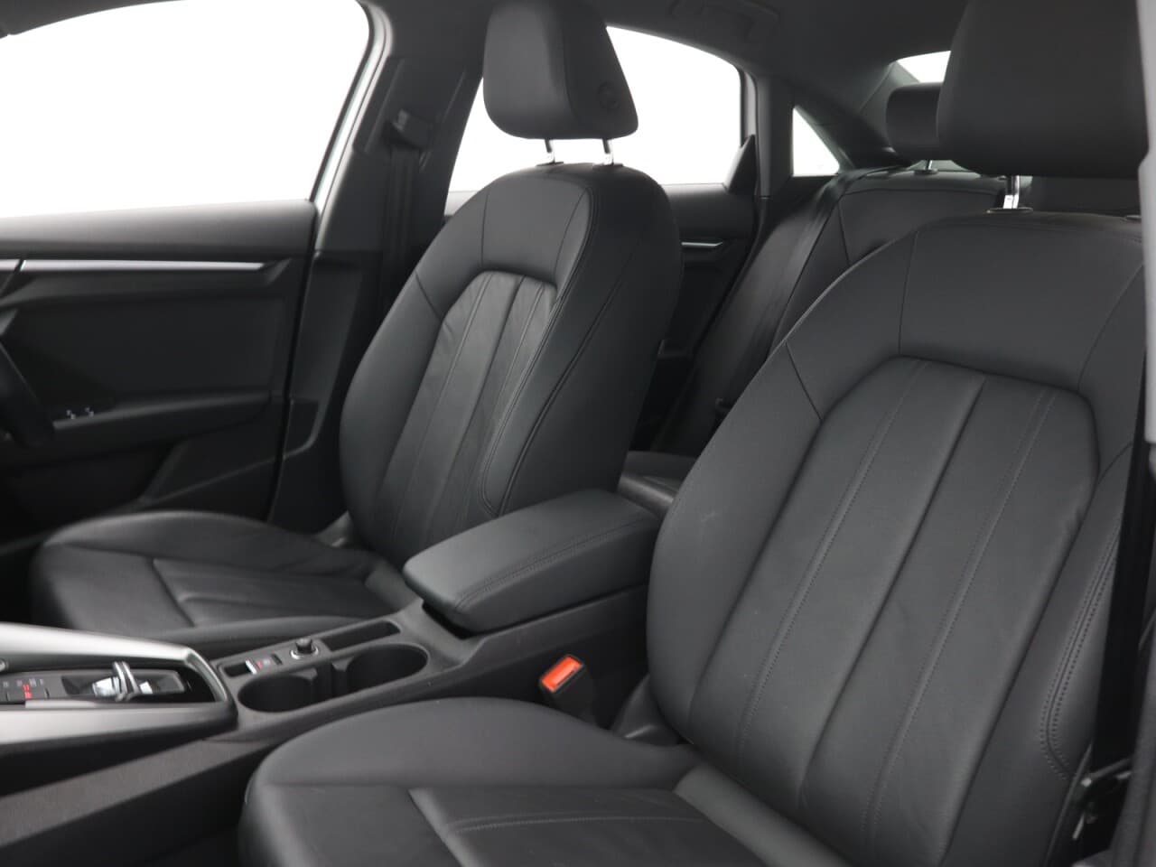 Audi A3 2.0 TDI 35 Sport — image 42