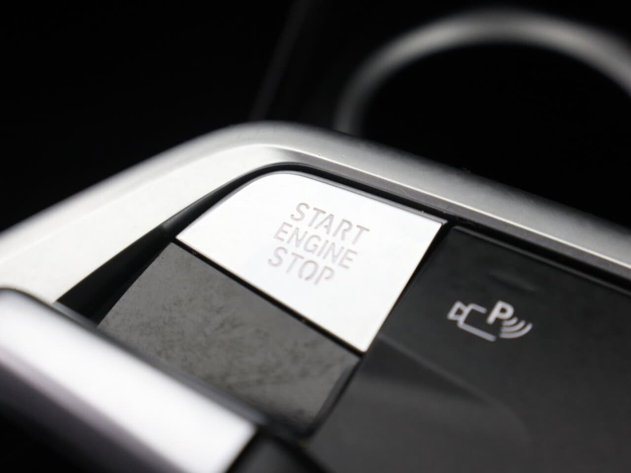 BMW X1 1.5 30e 16.3kWh M Sport — image 26