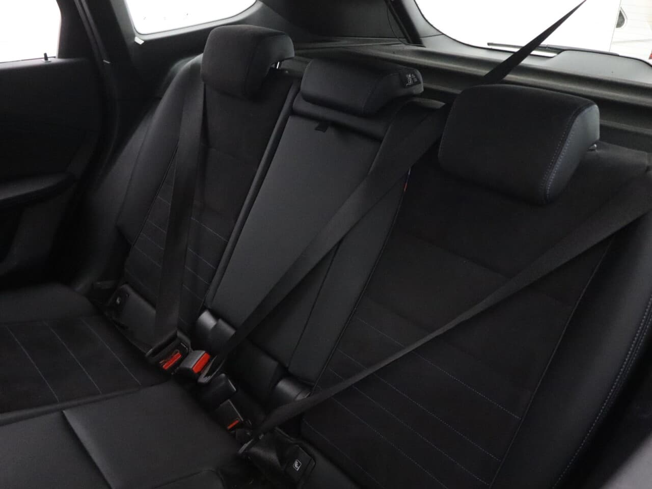 BMW X1 1.5 30e 16.3kWh M Sport — image 41