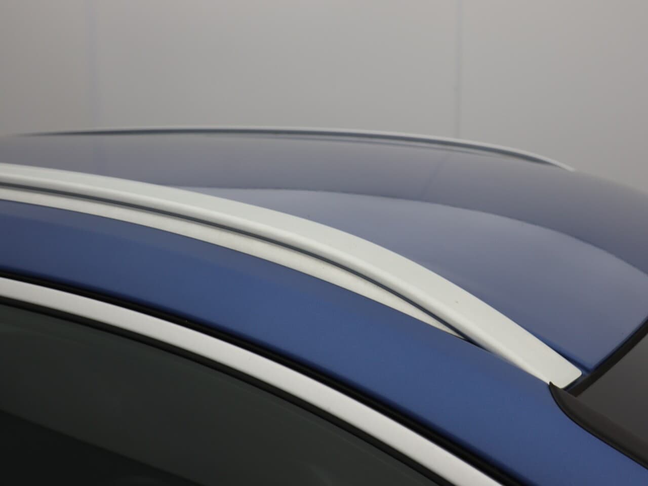Volvo XC60 2.0 D4 R-Design — image 57