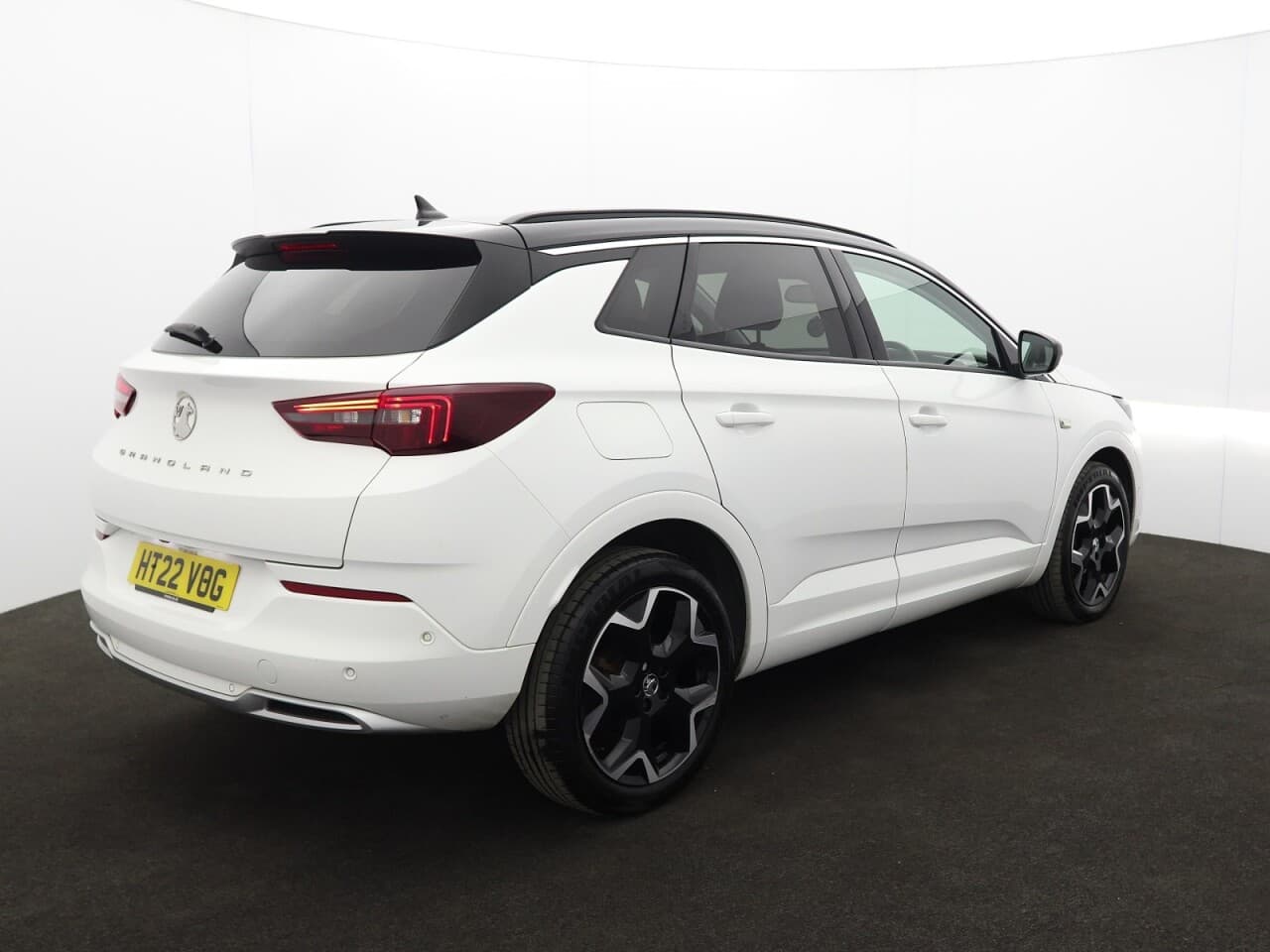 Vauxhall Grandland X 1.2 Turbo Elite — image 10