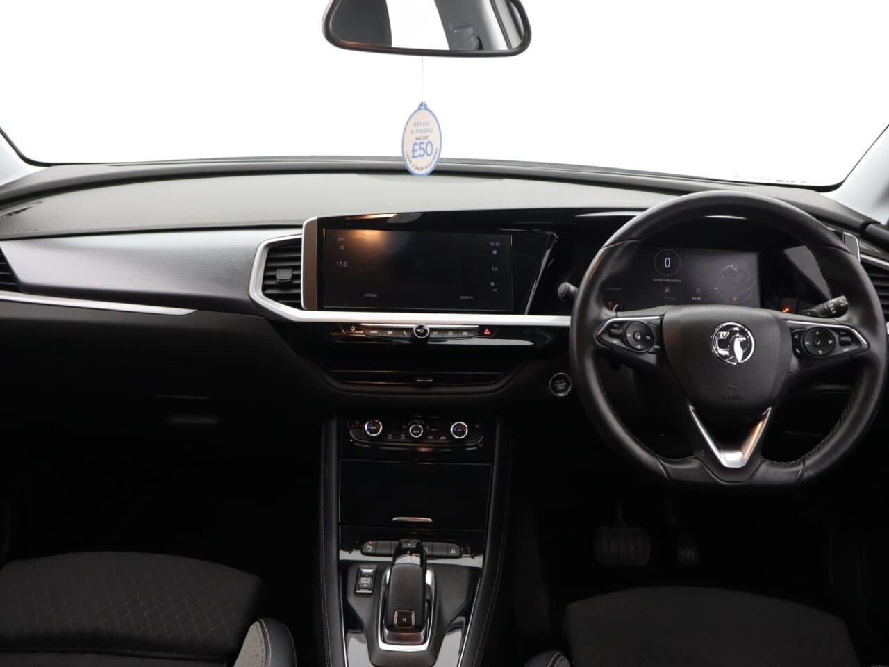 Vauxhall Grandland X 1.2 Turbo Elite — image 12