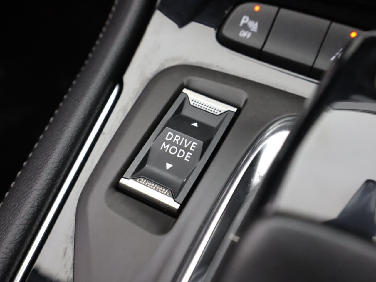 Vauxhall Grandland X 1.2 Turbo Elite — image 27