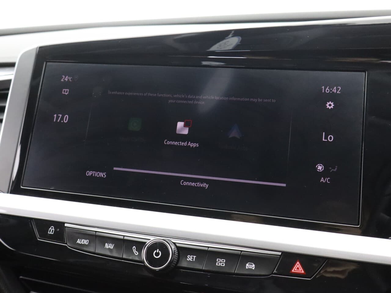 Vauxhall Grandland X 1.2 Turbo Elite — image 39