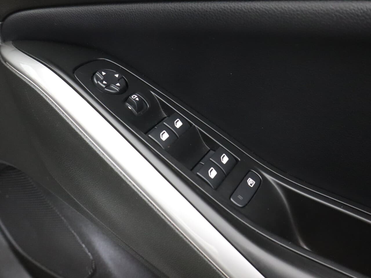 Vauxhall Grandland X 1.2 Turbo Elite — image 52