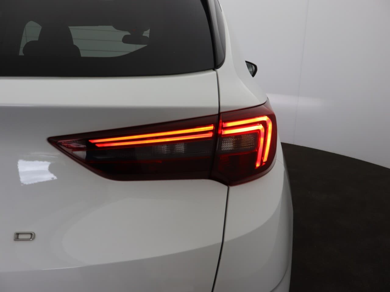 Vauxhall Grandland X 1.2 Turbo Elite — image 59
